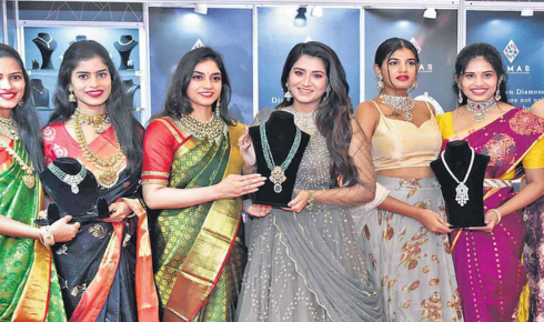 jewellery exhibition